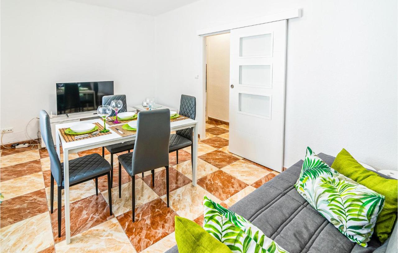 Beautiful Apartment In Cordoba With Kitchenette Córdoba Exterior foto