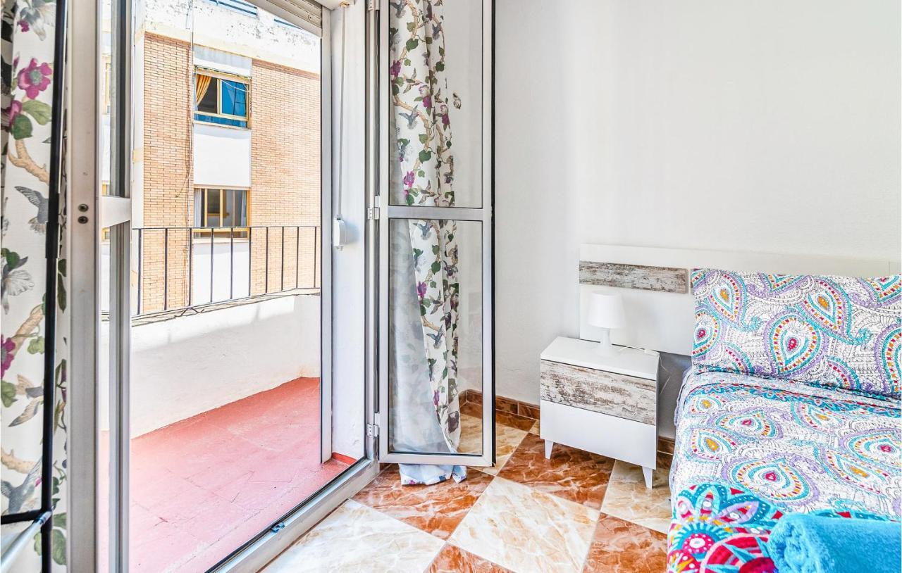 Beautiful Apartment In Cordoba With Kitchenette Córdoba Exterior foto