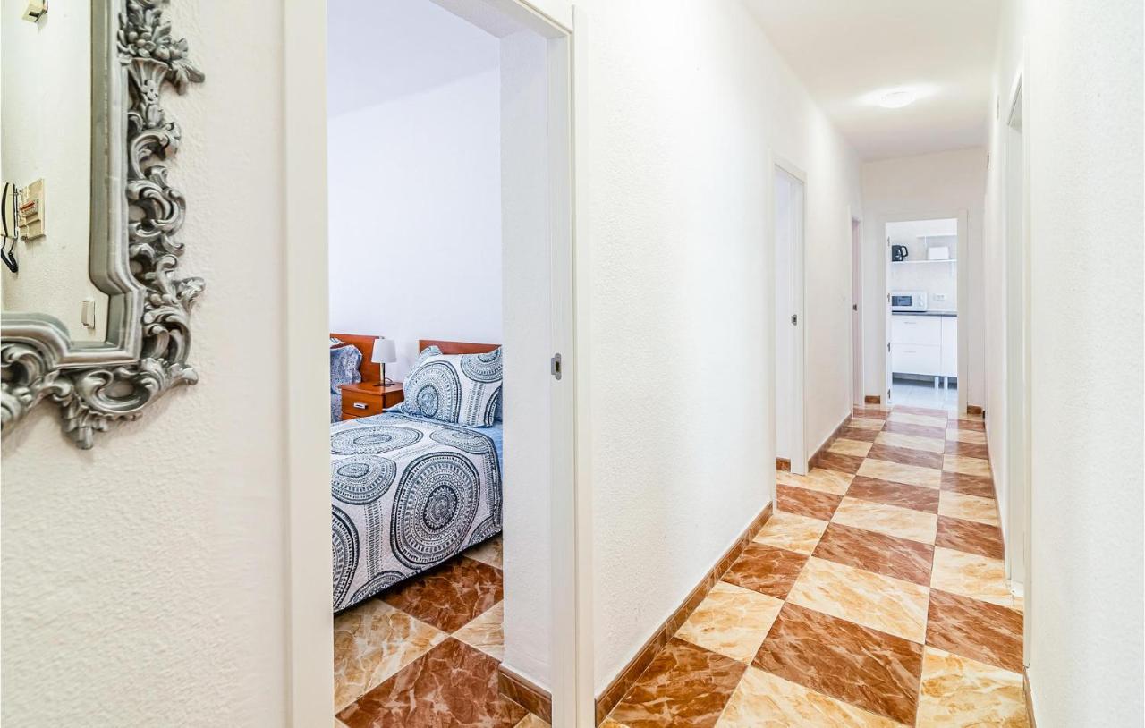 Beautiful Apartment In Cordoba With Kitchenette Córdoba Exterior foto